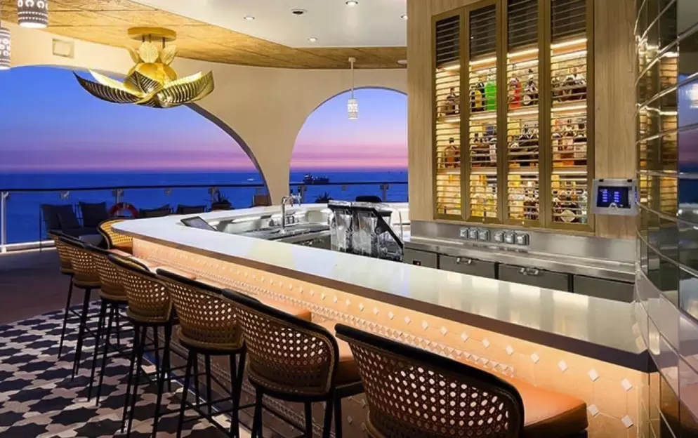 Celebrity Cruises The Sunset Bar 4.jpg